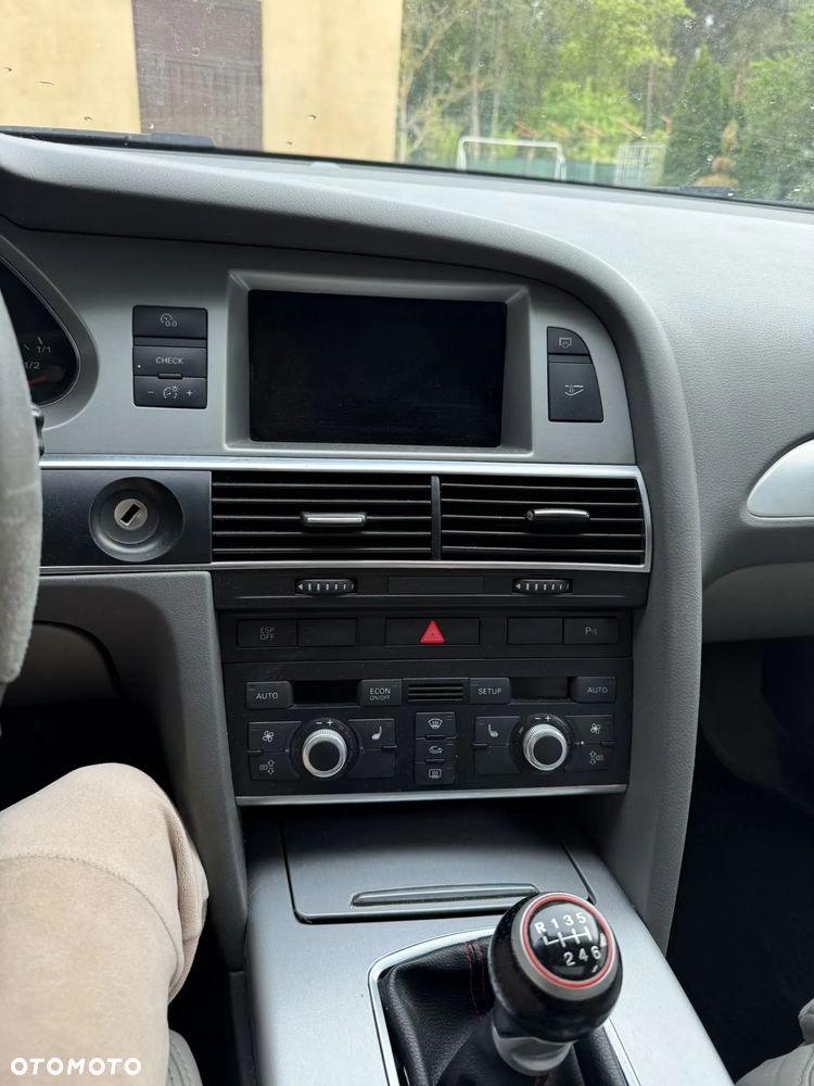 Audi A6 Avant - 12