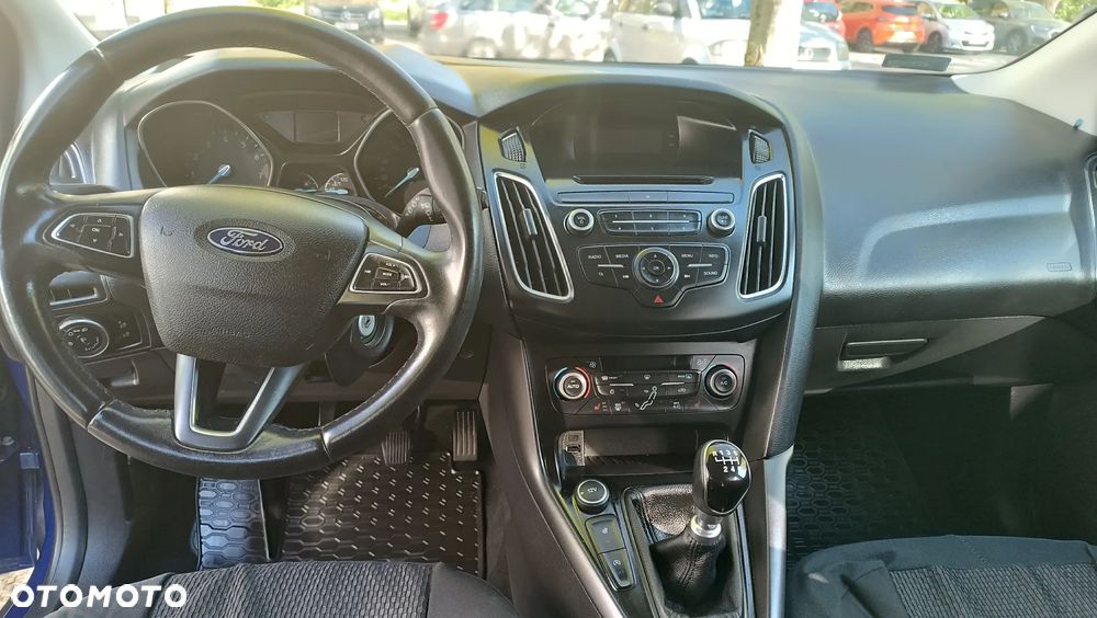 Ford Focus 1.0 EcoBoost Trend ASS - 10