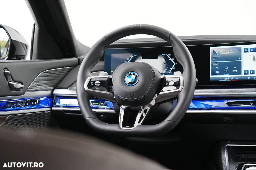 BMW Seria 7 750e xDrive - 13
