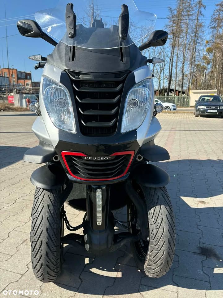 Peugeot Metropolis - 7