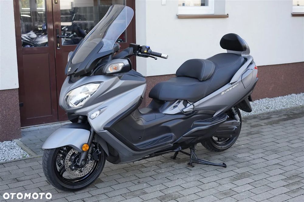 Suzuki Burgman - 19
