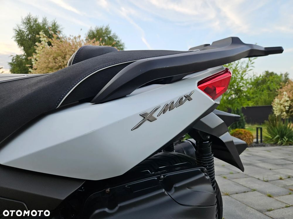 Yamaha X-max - 11