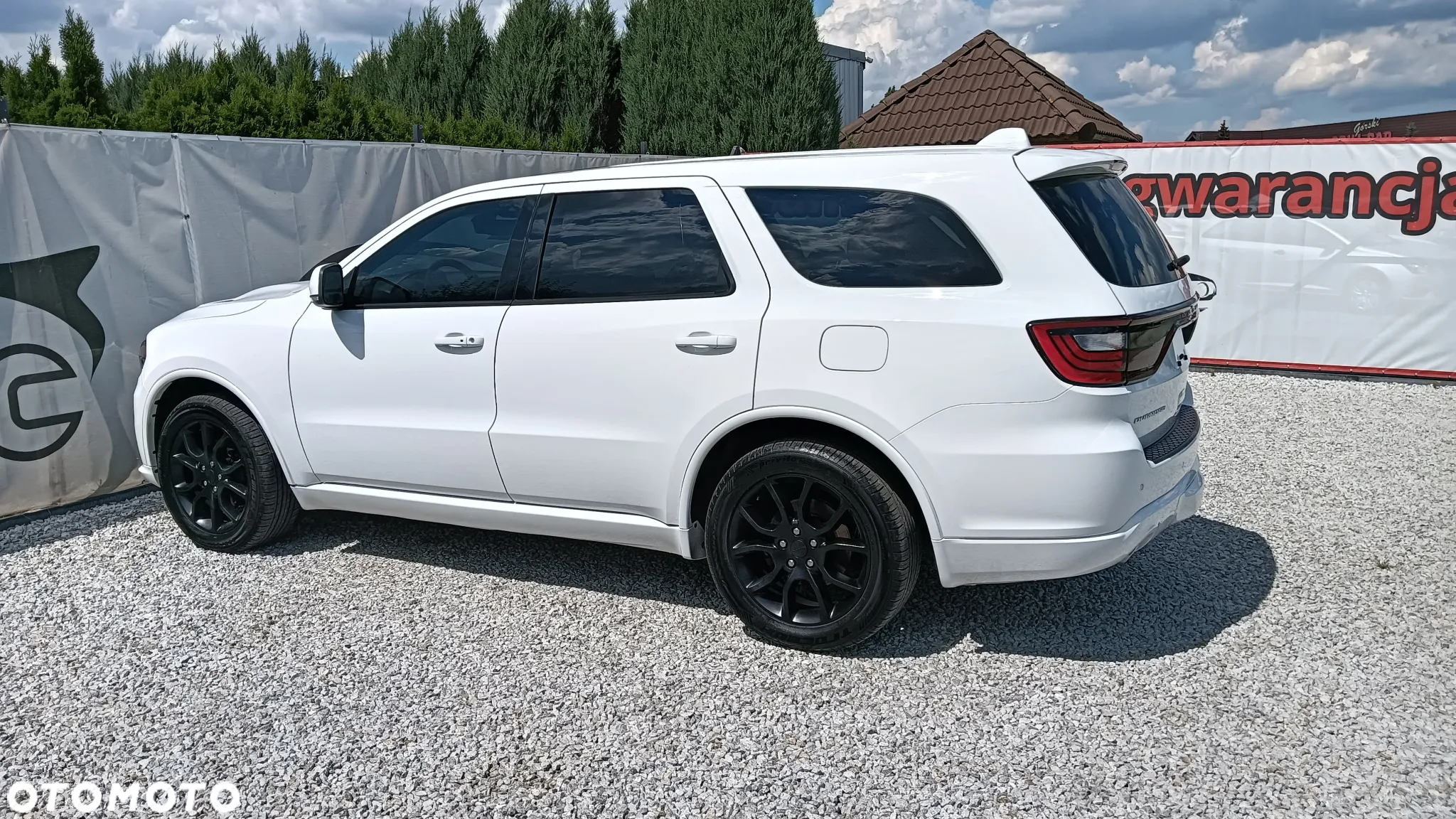 Dodge Durango - 16