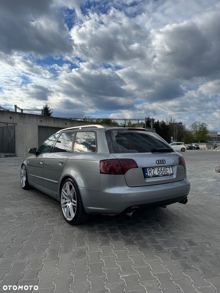 Audi A4 Avant 1.8T Quattro - 4
