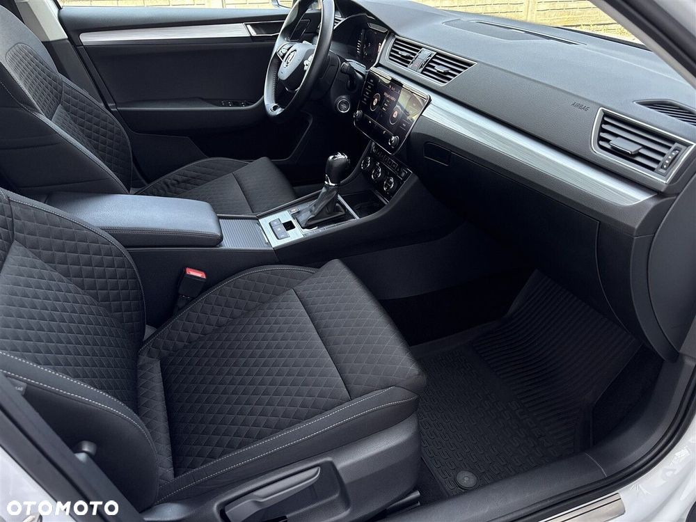 Skoda Superb 2.0 TDI SCR Ambition DSG - 7