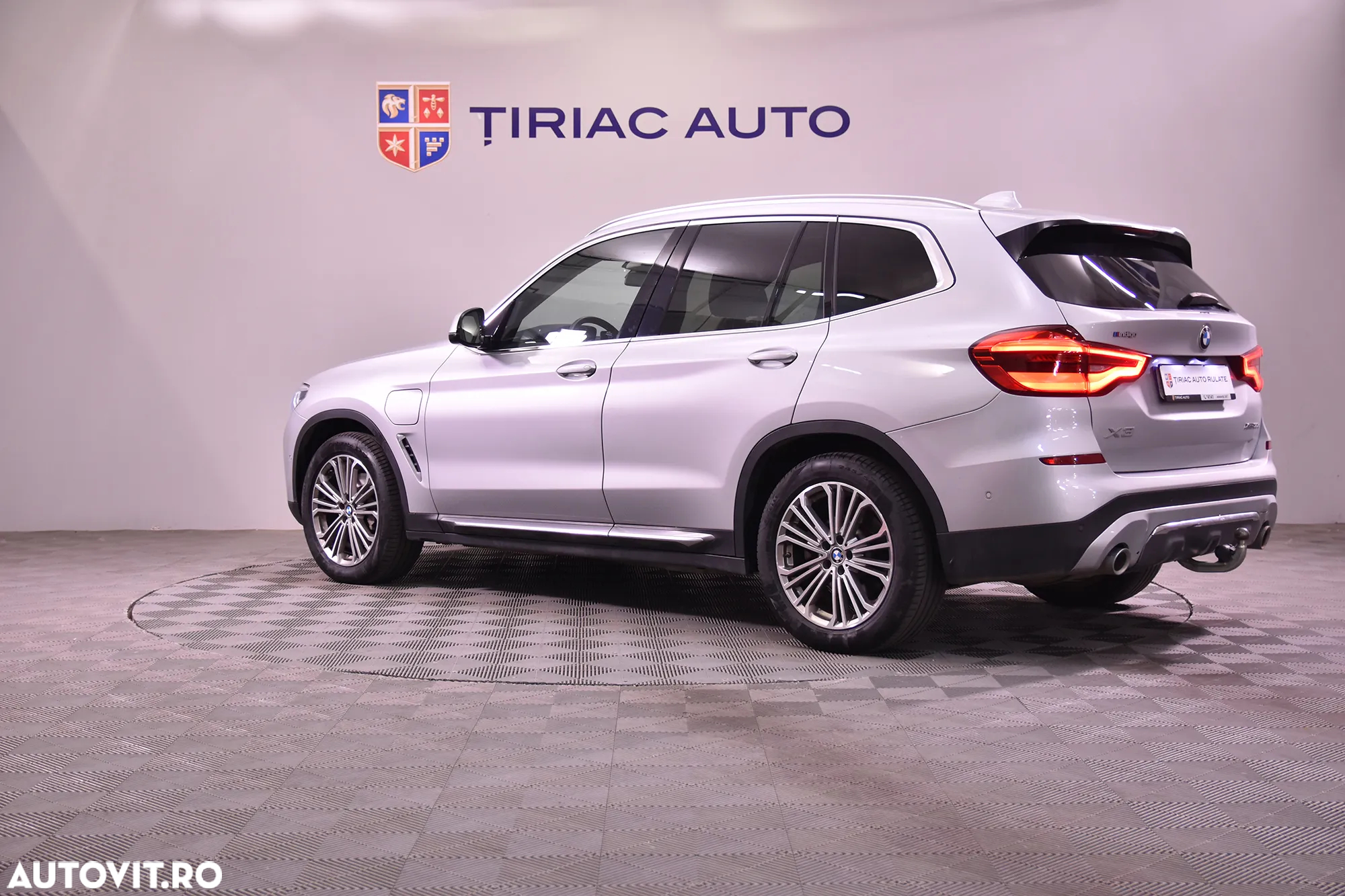 BMW X3 xDrive30e Aut. Luxury Line - 3