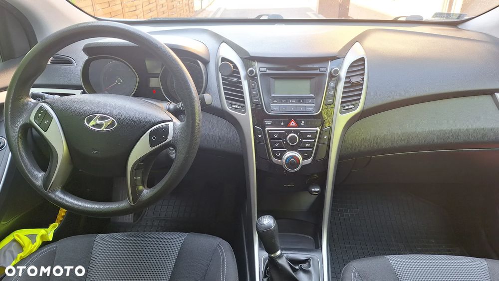 Hyundai i30 1.6 CRDi Classic - 12