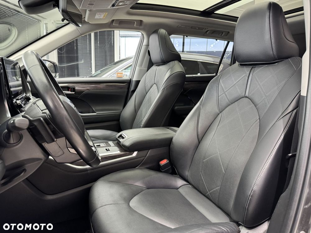 Toyota Highlander - 10