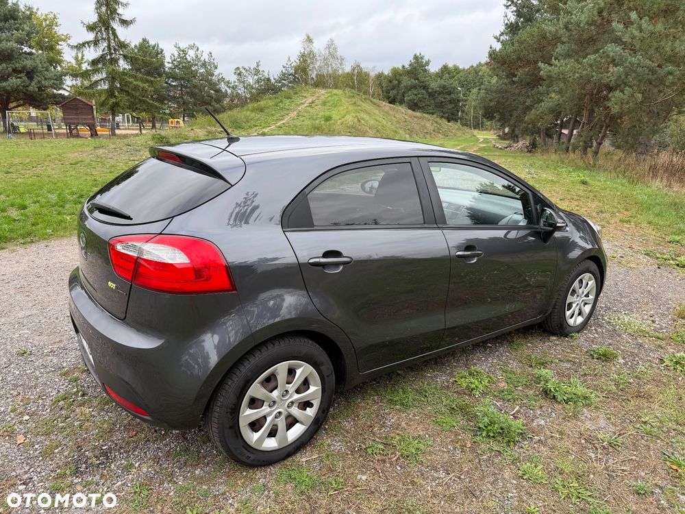 Kia Rio 1.2 Dream-Team Edition - 17