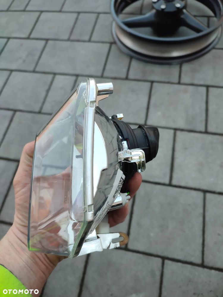 Lampa przód, przednia, reflektor Husqvarna 701 SM - 5