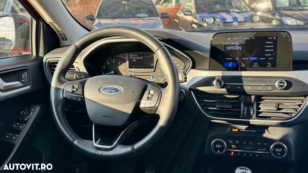 Ford Focus 1.0 EcoBoost Titanium - 20