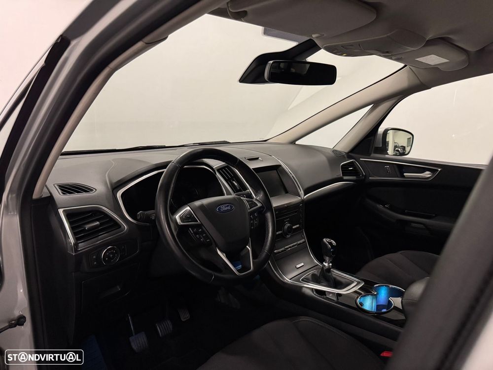 Ford S-Max 2.0 TDCi Titanium - 6