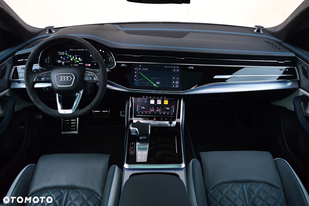 Audi SQ8 2025