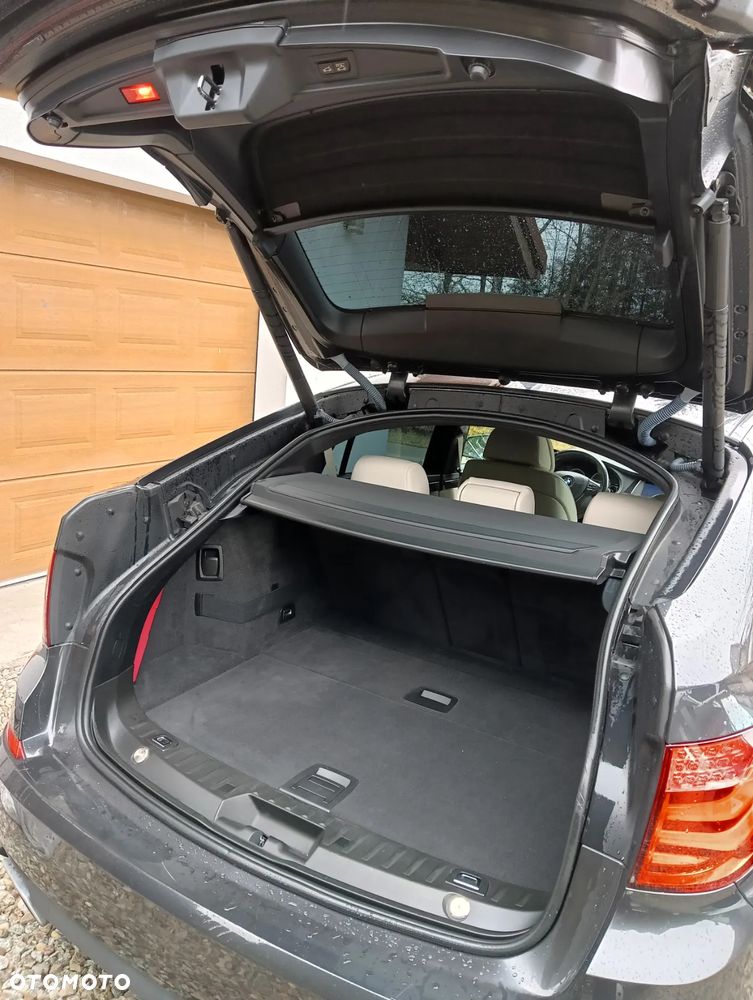 BMW 5GT 550i xDrive Gran Turismo - 3