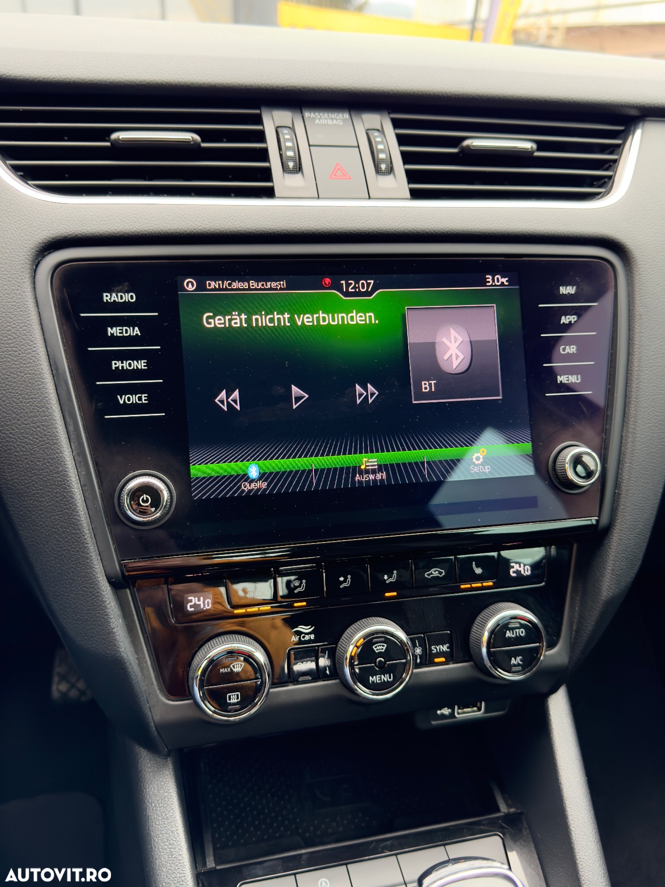 Skoda Octavia 1.6 TDI DSG Style - 24
