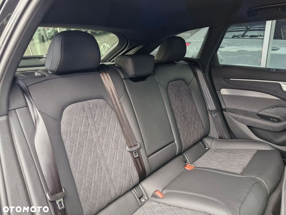 Audi A6 Avant TFSI mHEV 200 kW Quattro S tronic - 29