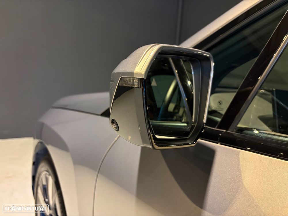 BMW iX xDrive40 - 21