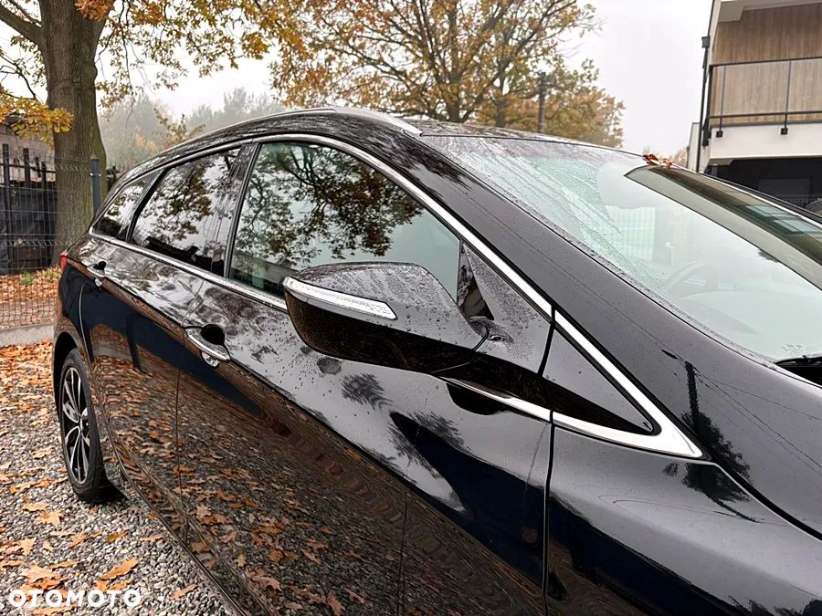Hyundai i40 Kombi blue 1.7 CRDi Premium - 11