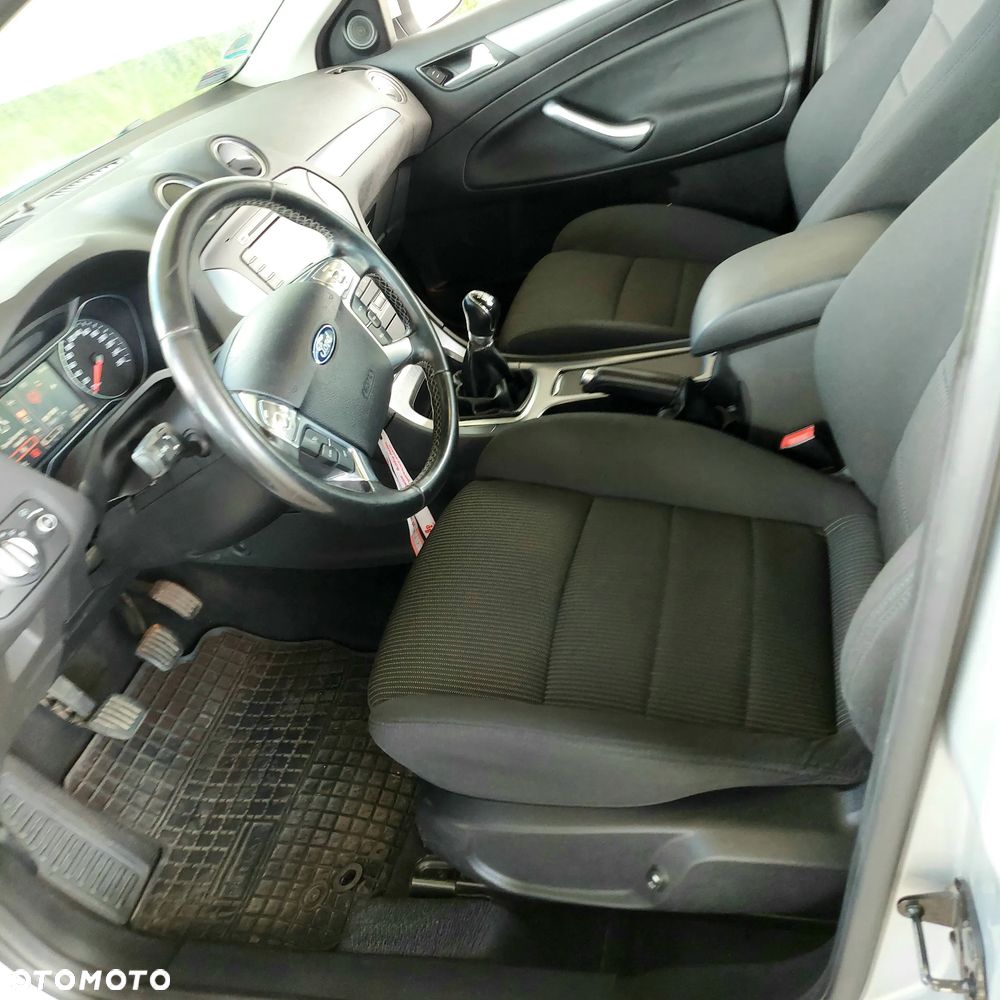 Ford Mondeo 2.0 Titanium X - 16