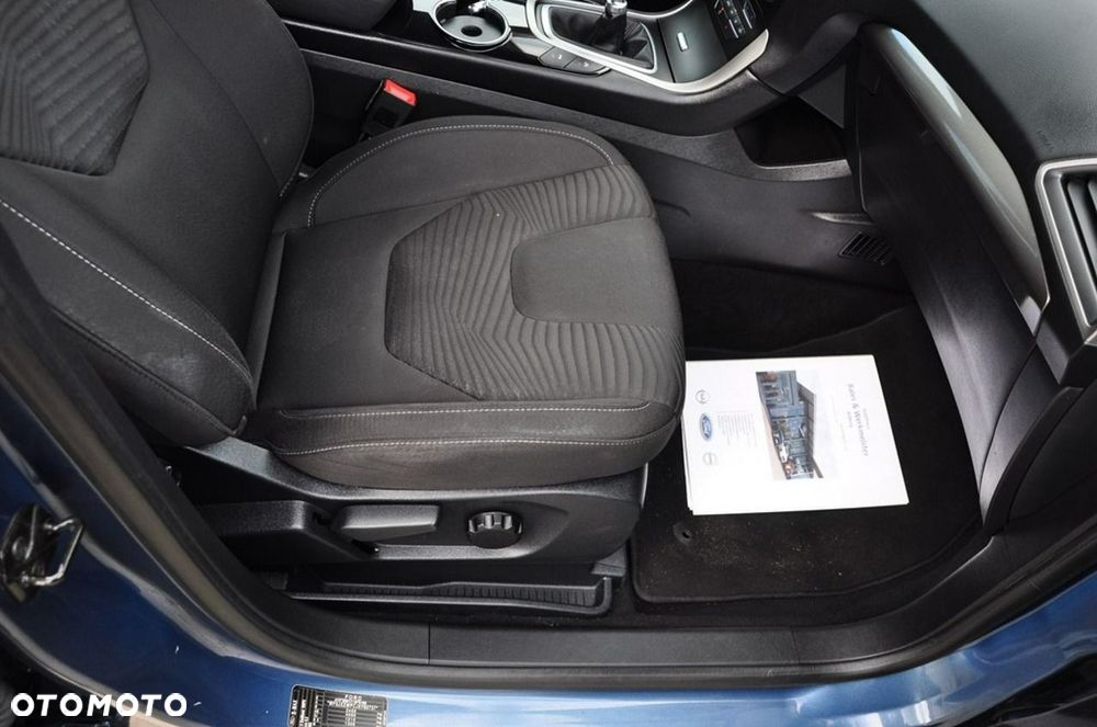Ford S-Max - 29