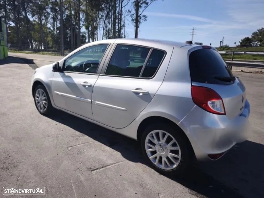 Renault Clio - 4