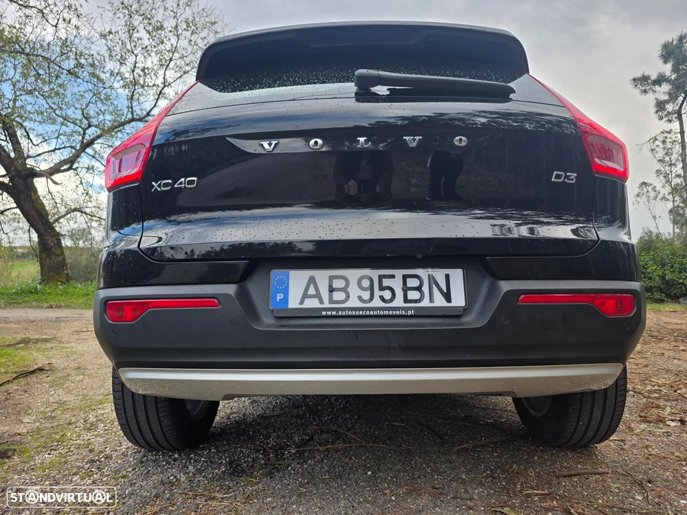 Volvo XC 40 2.0 D3 Momentum Core - 28