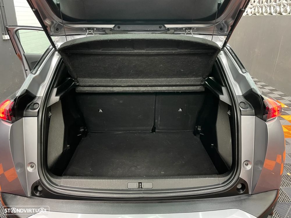 Peugeot 2008 1.5 BlueHDi Active Pack EAT8 - 25