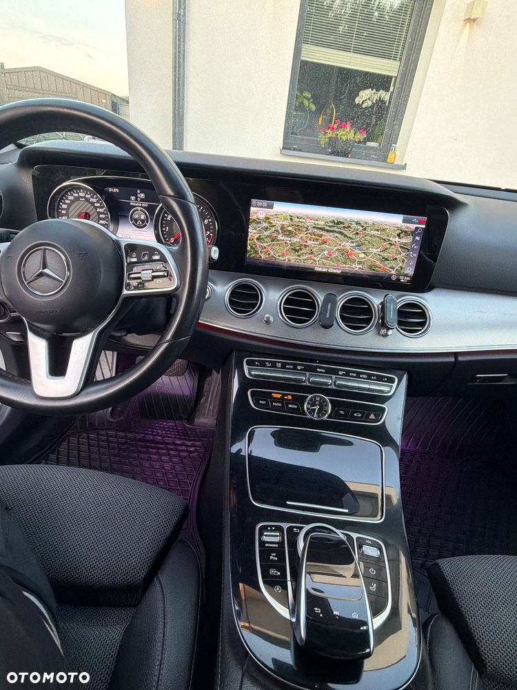 Mercedes-Benz Klasa E 220 d 9G-TRONIC Avantgarde - 5