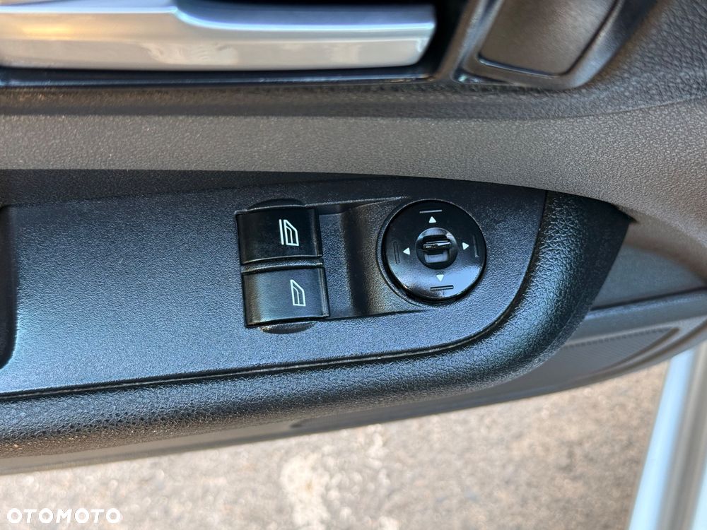 Ford Focus 1.6 Comfort - 15