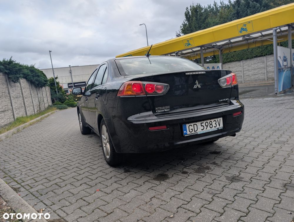 Mitsubishi Lancer - 3