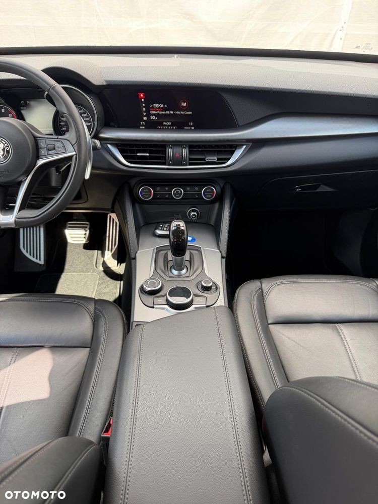 Alfa Romeo Stelvio 2.0 Turbo Estrema Q4 - 20