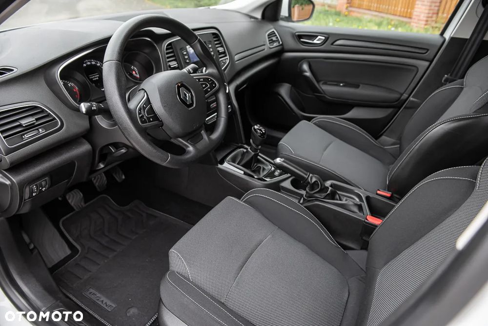 Renault Megane 1.2 Energy TCe Life - 15