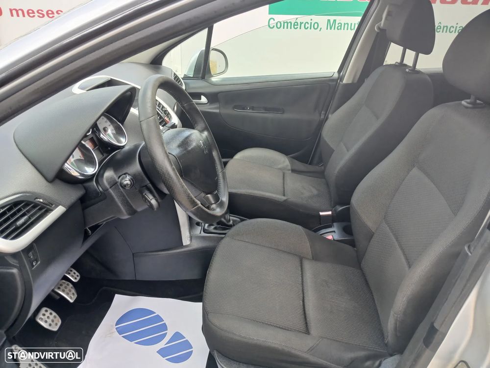 Peugeot 207 1.4 HDi Active - 17