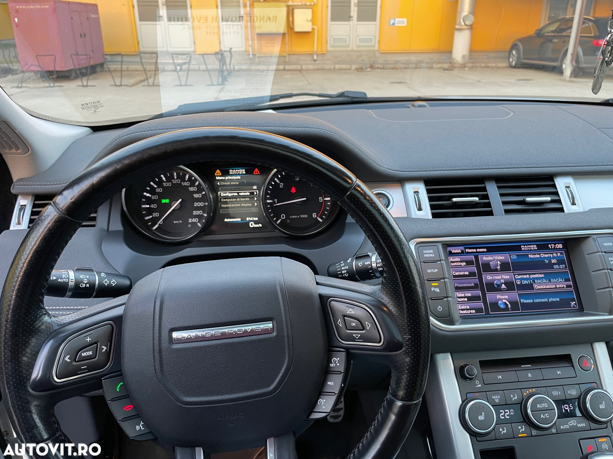 Land Rover Range Rover Evoque - 18