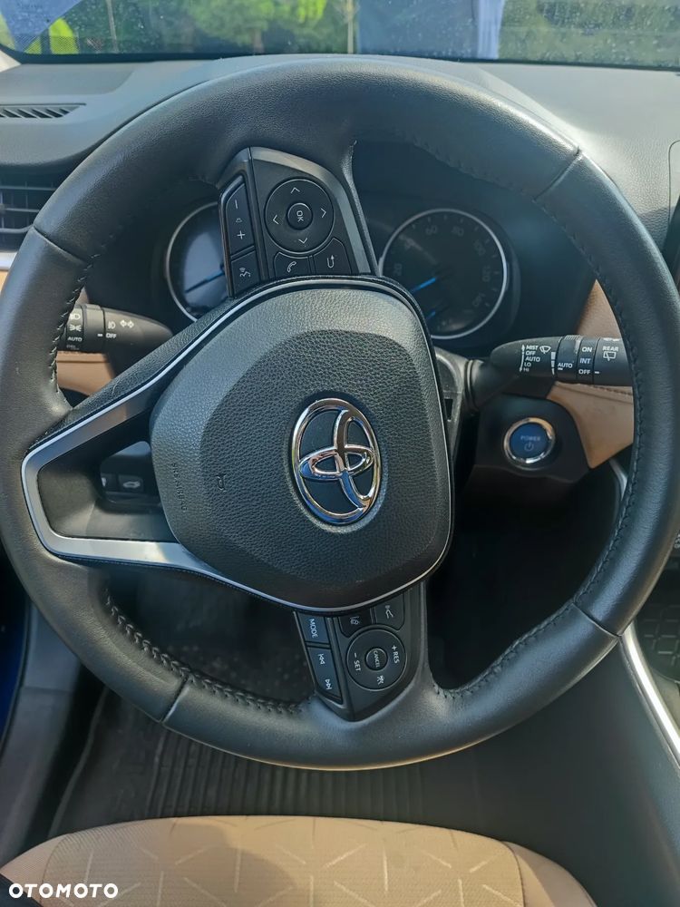 Toyota RAV4 - 12