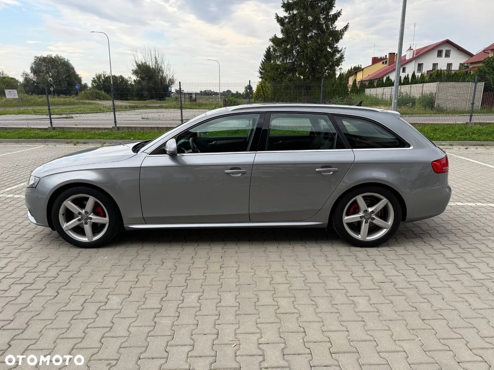 Audi A4 Avant 2.0 TDI - 9