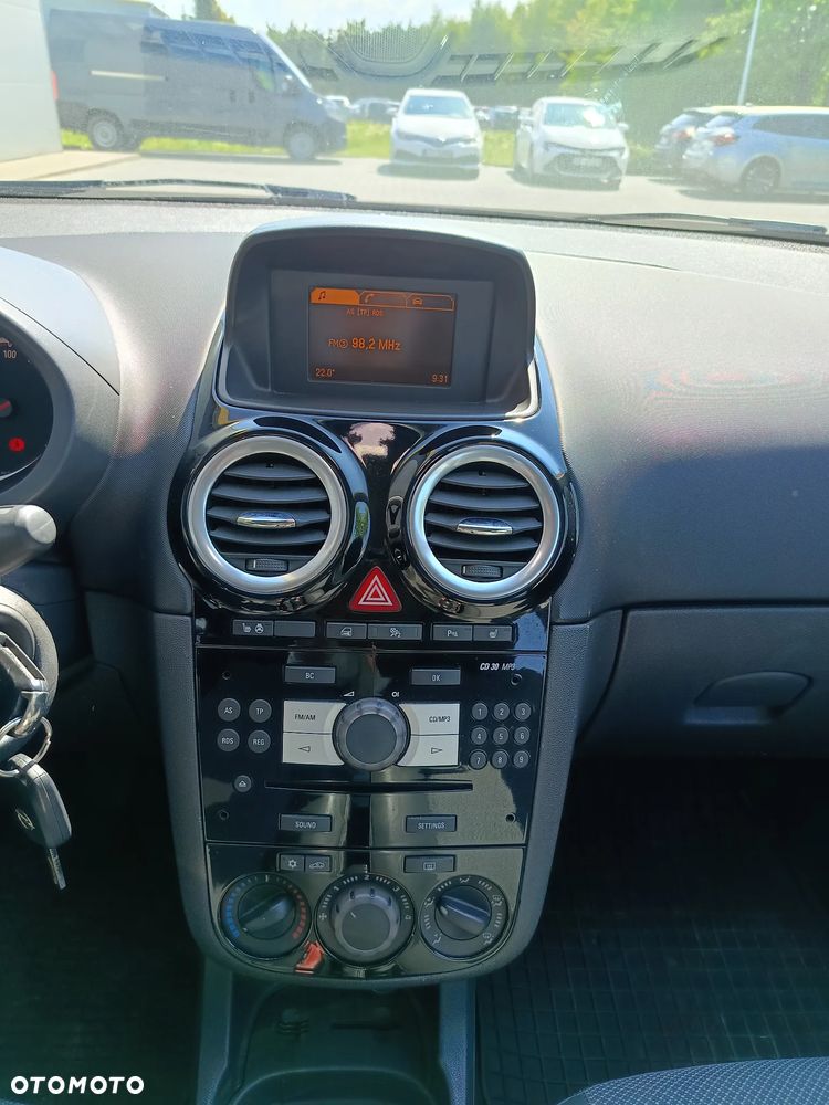 Opel Corsa 1.4 Cosmo - 16