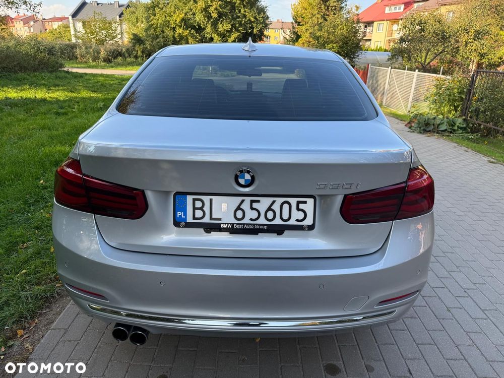 BMW Seria 3 330i - 6
