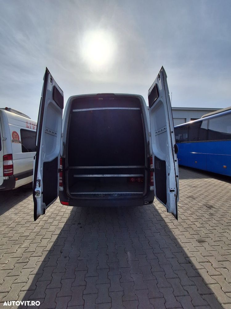 Mercedes-Benz Sprinter - 7