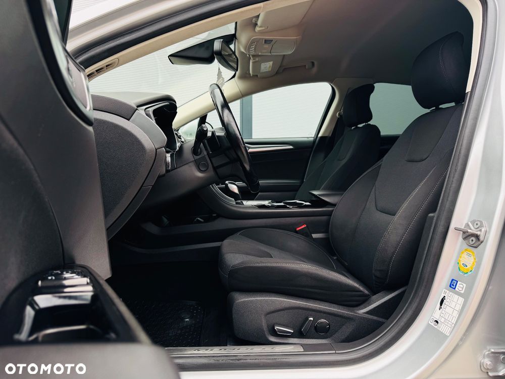 Ford Mondeo 2.0 TDCi Titanium PowerShift - 30