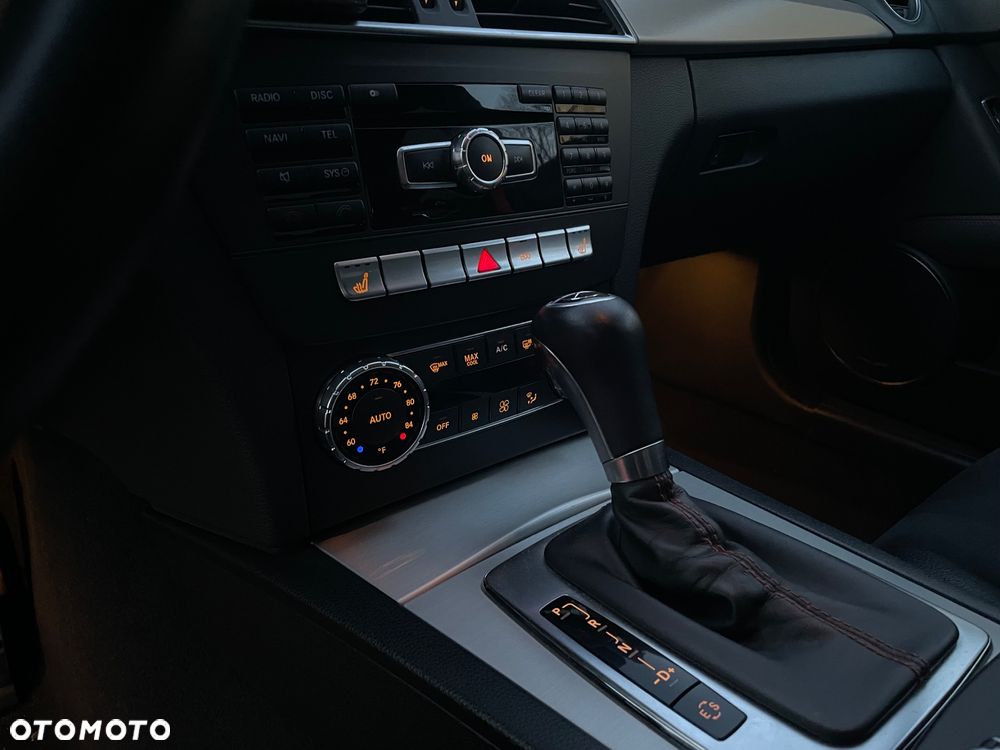 Mercedes-Benz Klasa C - 33