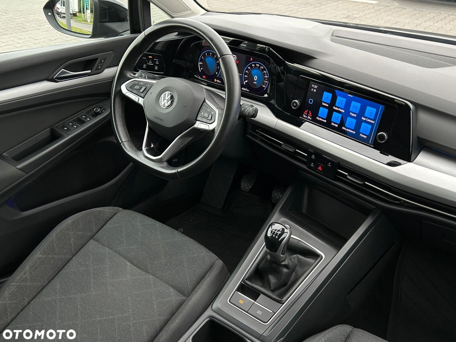 Volkswagen Golf VIII 1.5 TSI EVO Life - 16