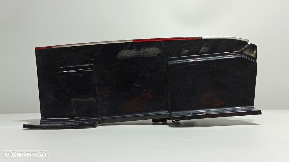 FAROLIM TRASEIRO ESQUERDO SSANGYONG KYRON 200 XDI LIMITED - 5