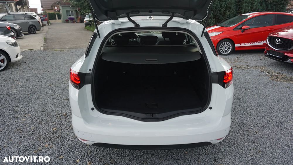 Renault Megane BLUE dCi EDC Limited - 14
