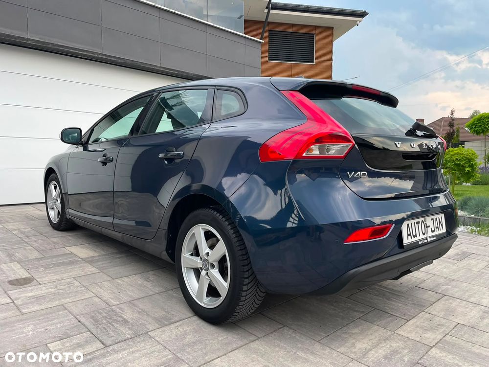 Volvo V40 D2 Summum - 7