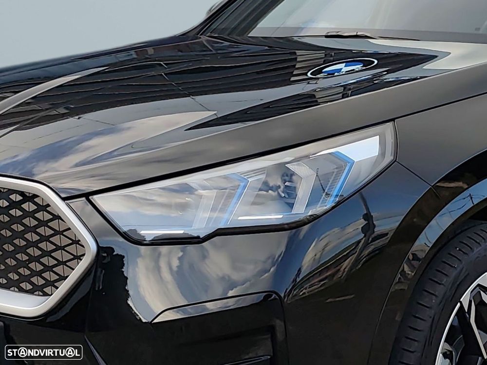 BMW iX2 eDrive20 Pack Desportivo M - 3