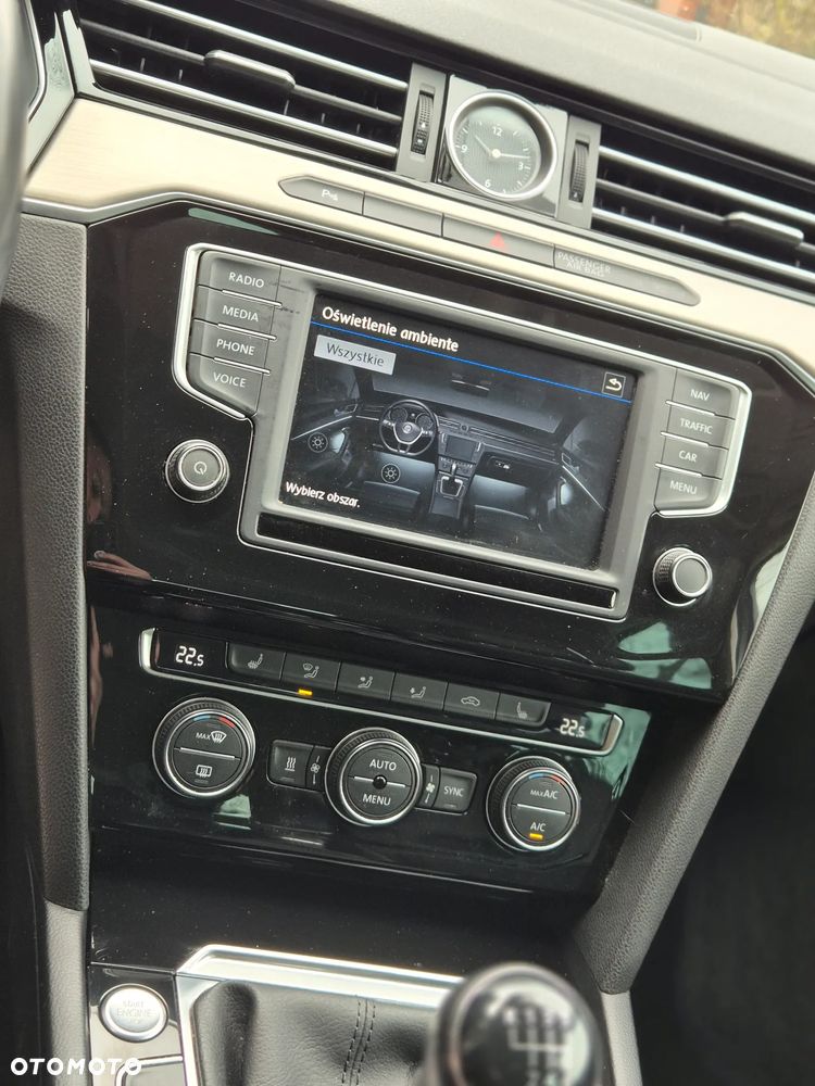 Volkswagen Passat 2.0 TDI BMT Highline - 14