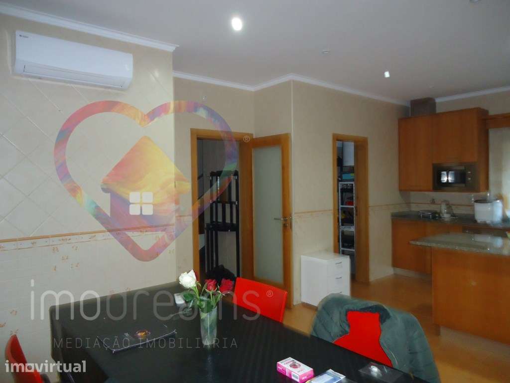 MORADIA T3 EM PINHEIRO DA BEMPOSTA - OLIVEIRA DE AZEMEIS -AVEIRO - Grande imagem: 5/46