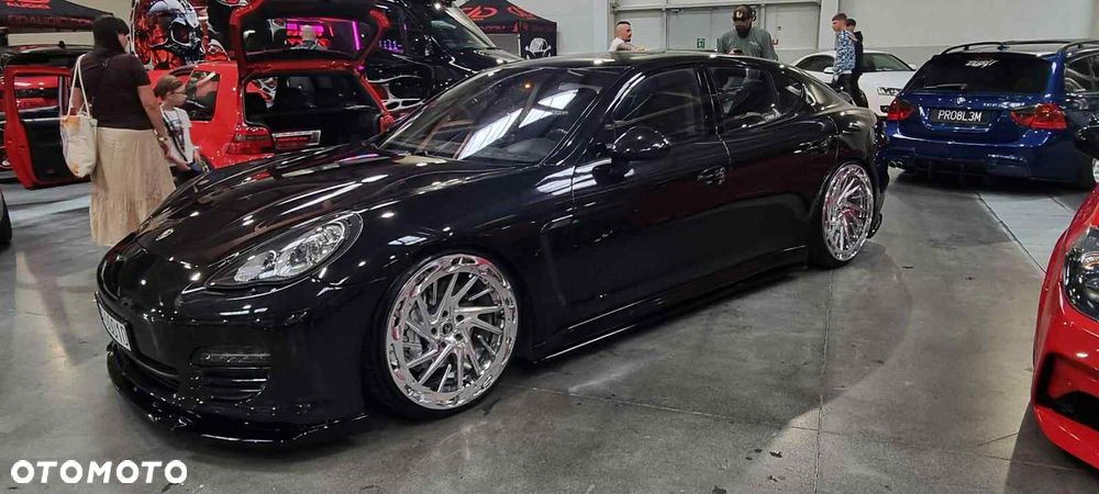 Porsche Panamera 4S - 7