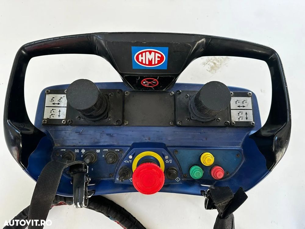 MAN TGS 26.400 / 6x4 / BASCULĂ DUBLĂ + HDS HMF 1530 K2 / HIDRODOXIE LATERALĂ / GRAPPER / TELECOMANDĂ / NAVIGAȚIE / - 38